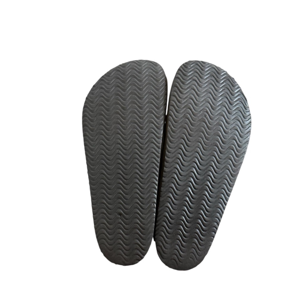 Universal Thread Clogs - Picture 4 of 4